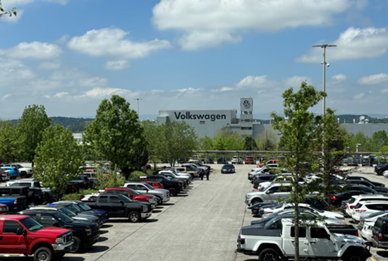 大众与美国汽车工会达成协议：全员涨薪