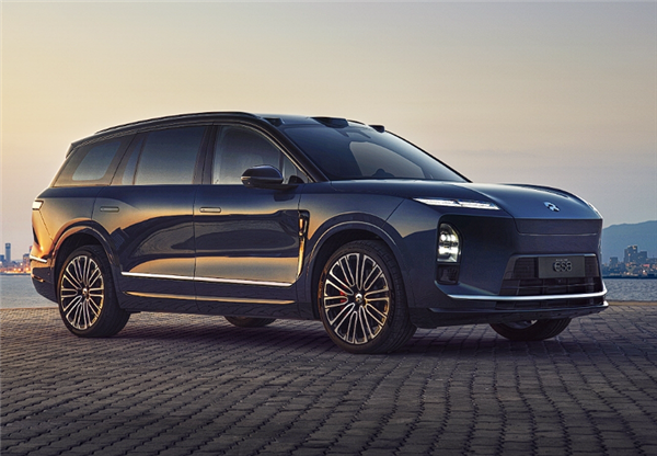 创办11年终盈利了！蔚来：2025年Q4经营利润至少7个亿