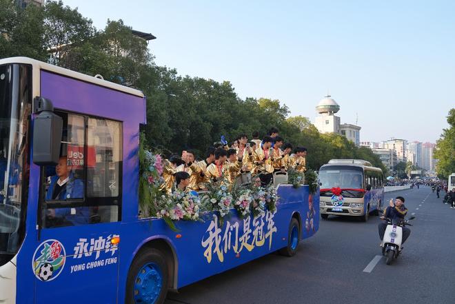 永州队回应送车事件：该企业存在困难无法兑现，最终捐款10万