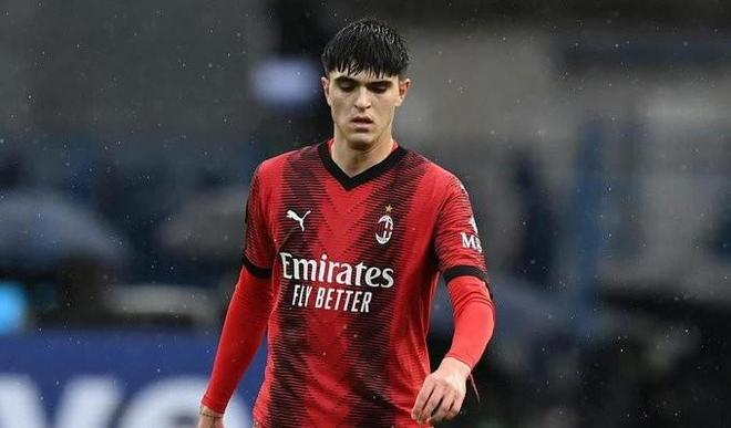 斯基拉：米兰视巴尔泰萨吉为非卖品，正计划与他大幅涨薪续约