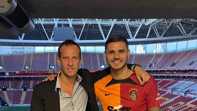 加拉塔萨雷主席：伊卡尔迪冬窗不会离队，续约工作视情况开展