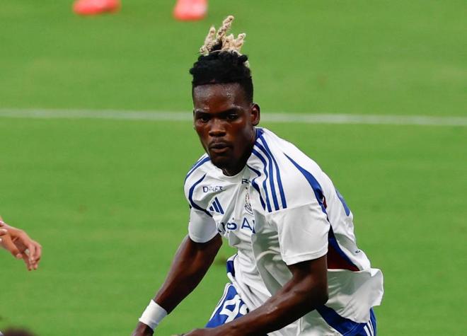 博主：上海海港给让-克劳德开出了10倍工资