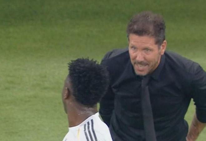 世体：若皇马在周五14点前提出投诉，西蒙尼可能被停赛&罚款