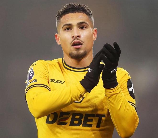 马卡：马竞希望引进一名后腰，在关注狼队中场若昂-戈麦斯