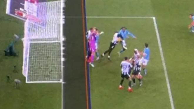 泰晤士报：塞门约的进球被吹是因为人太多导致半自动越位失灵