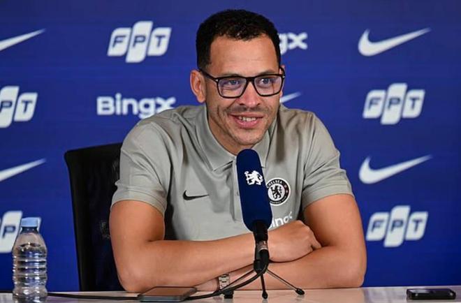 邮报：罗塞尼尔喜欢赛前两天开发布会，避免透露过多阵容信息