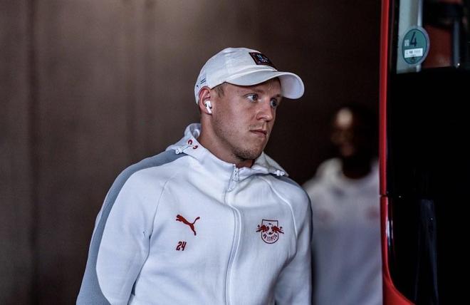 德天空：莱比锡仍在谈续约施拉格尔，但他们不会不惜一切代价