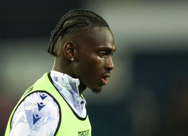 西布朗官方：迪亚基特的兄弟不幸离世，球员已获准返乡奔丧