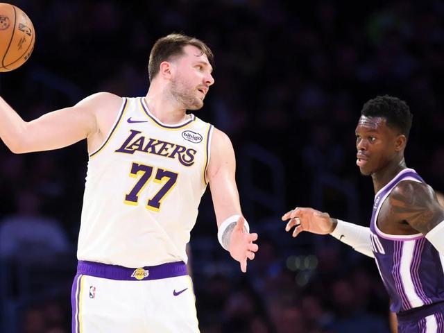 阿里纳斯：施罗德被禁3场简直荒谬，也因詹姆斯东契奇库里文班都惹不起