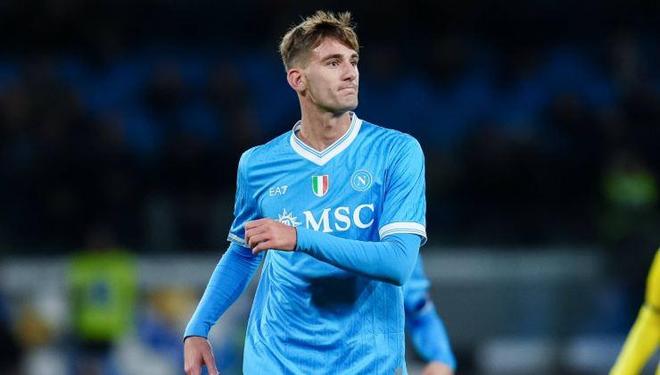 迪马济奥：那不勒斯考虑用卢卡交换利雅得新月前锋莱昂纳多