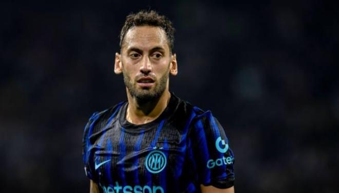 迪马：国米不想出售恰尔汗奥卢，没打算与加拉塔萨雷谈转会