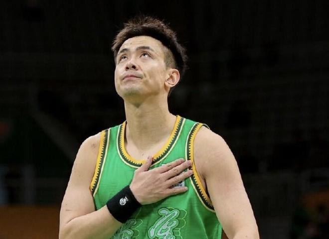 赵继伟：两个月的时间太长了，感谢球迷的等待和球队的支持