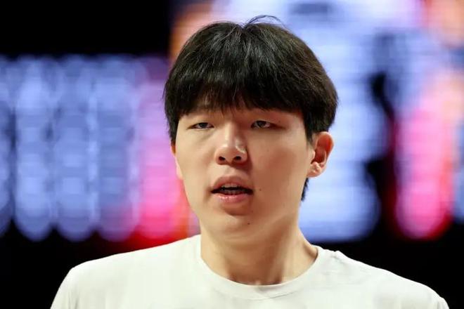 官方：杨瀚森2天内第2次被下放，昨日未出战&今日预计出战G联赛