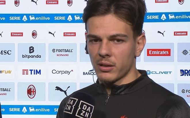 亚沙里：为菲尔克鲁格感到开心；和魔笛一起踢球是份礼物