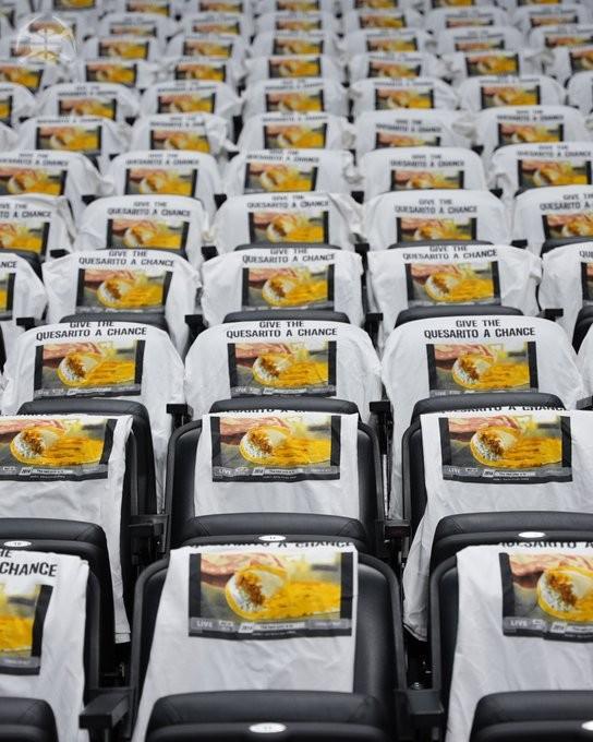 一段奇缘，曾抢走约基奇选秀画面的Taco广告与前者正式签约