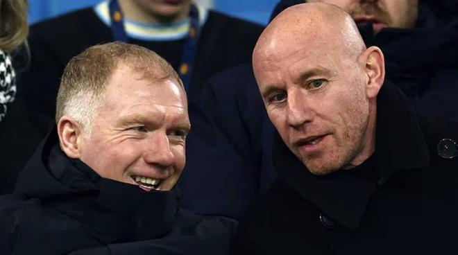 邮报：曼联球员对名宿、评论员拉踩球队以引起注意感到不满