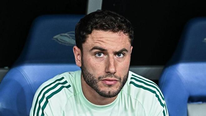 斯基拉：前米兰队长卡拉布里亚想回意甲，索要200万欧年薪