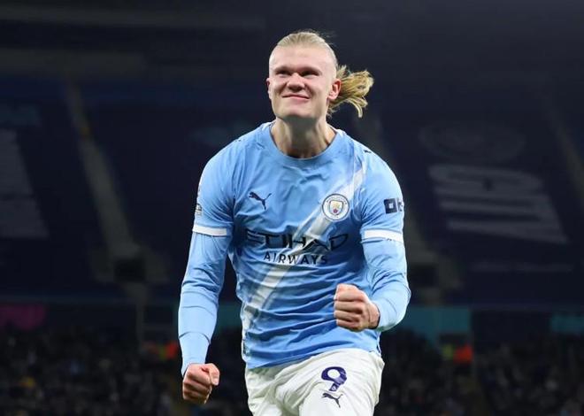 太阳报：哈兰德在家乡的一家餐馆吃了肉丸，现在这家店很火爆