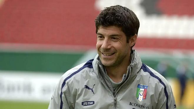 詹尼凯达：尤文被罚降级后，皮耶罗说尤文不会变，级别不重要