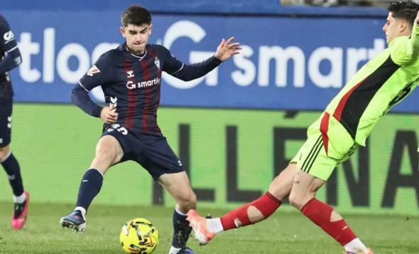 加里多：拉玛西亚有太多天才了，进入一线队本身就非常困难