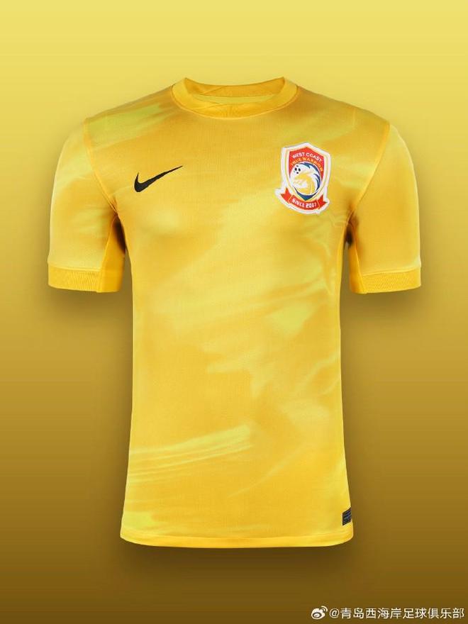 西海岸2026赛季主场球衣：明亮黄调为主色，辅以渐进晕染设计