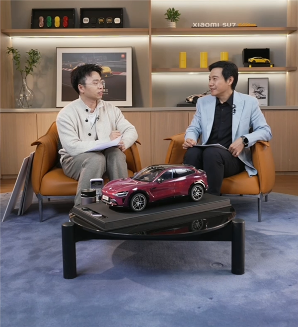 雷军：新一代小米SU7门把手符合新国标